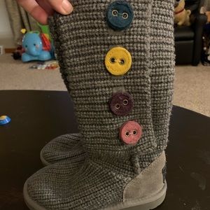 Girls Uggs - size 2